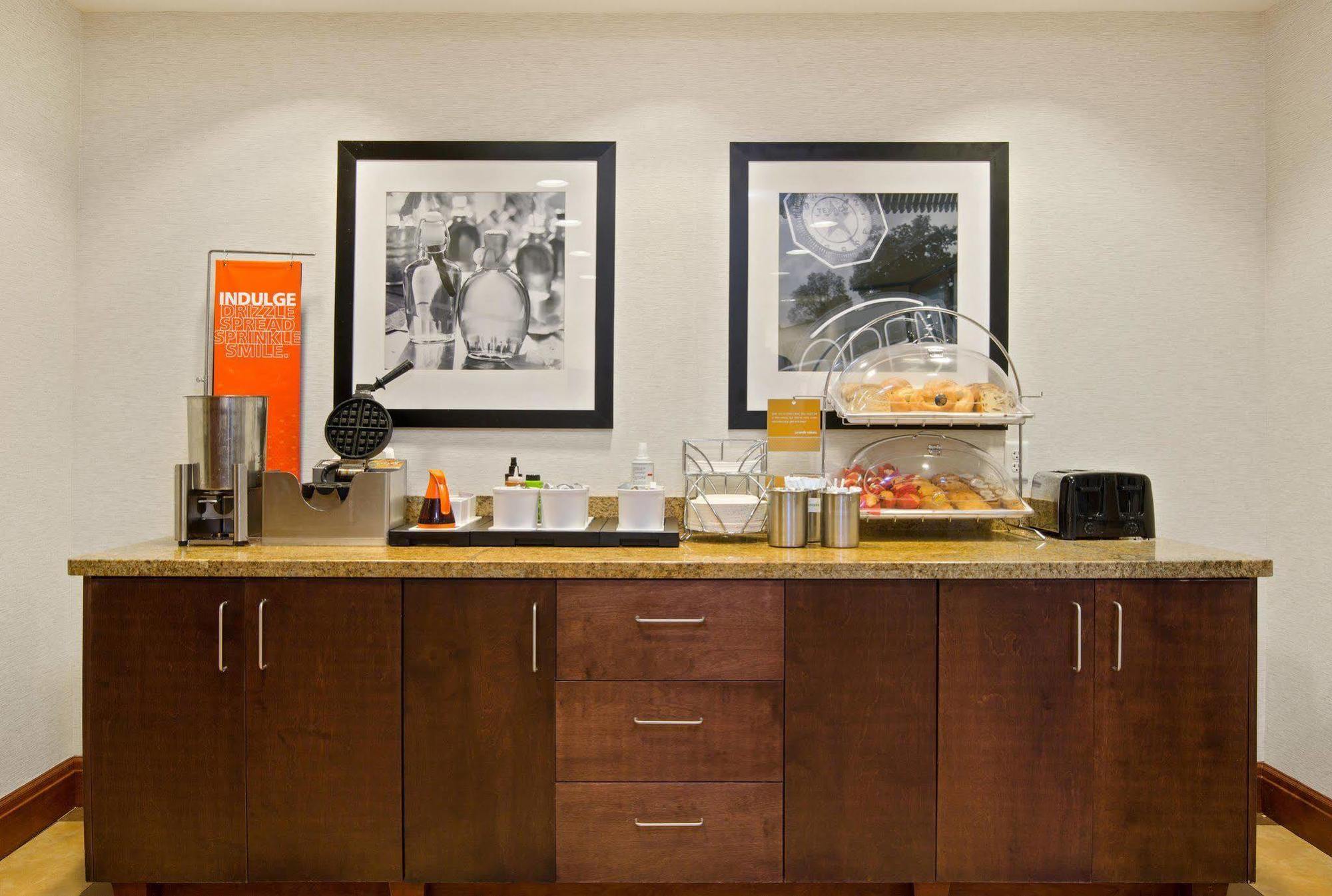 Hampton Inn & Suites By Hilton Уолла-Уолла Экстерьер фото